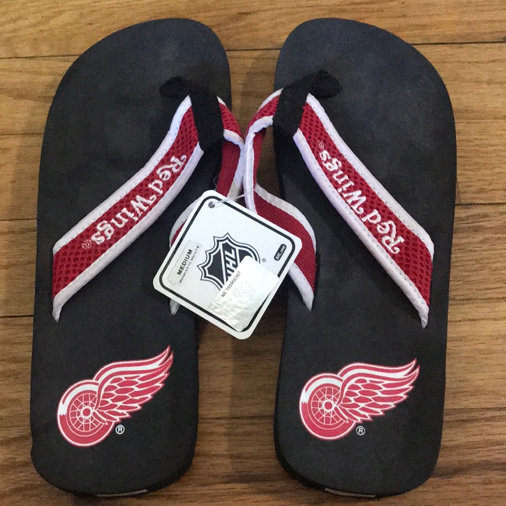 Red Wing Flip Flops